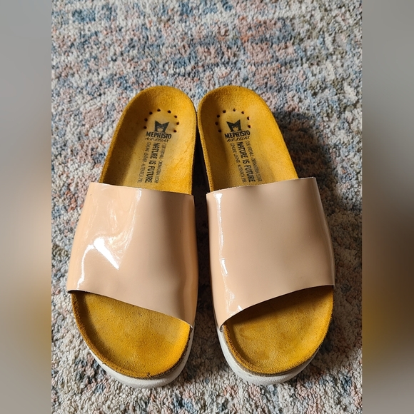 Mephisto Women's Classic Cream AIR RELAX Comfort‎ Sandal Slides Size 38 EU - Picture 1 of 15